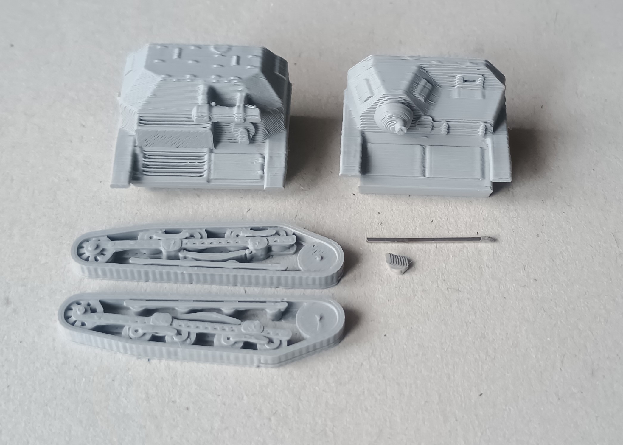 Tankietka TKS z nkm. 20mm 1:72