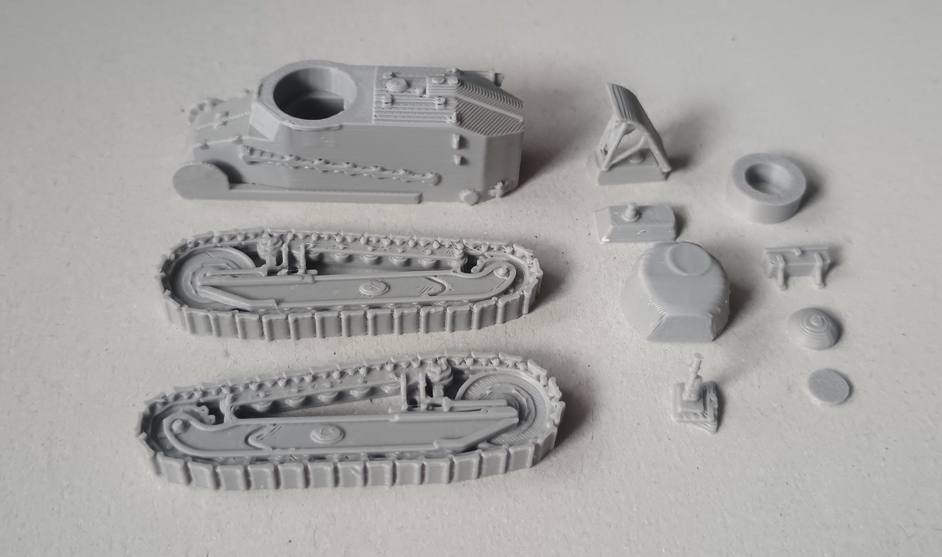 Czołg Renault FT17 (wieża okrągła) - 1:72
