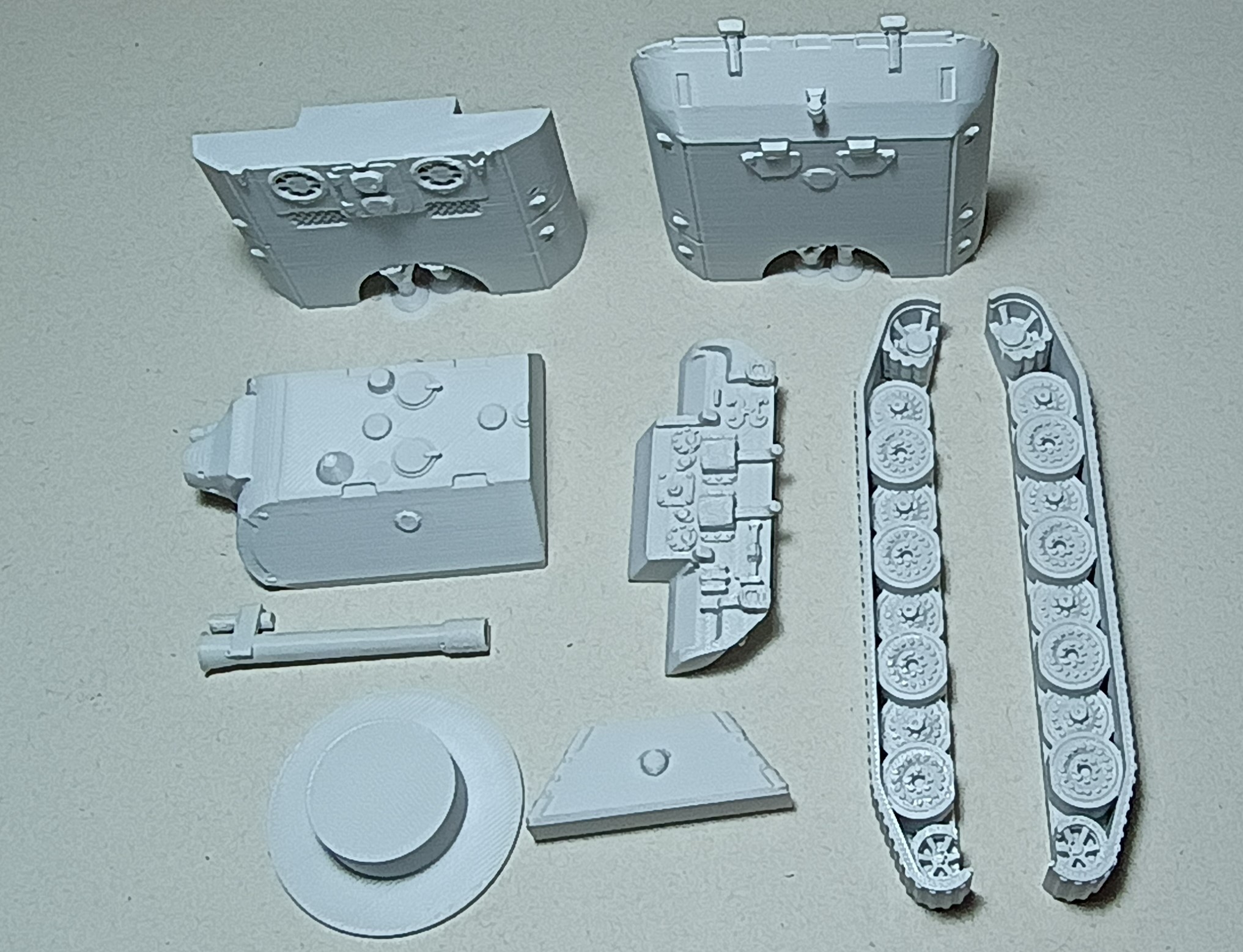 Czołg Panzerkampfwagen E-100 1:72