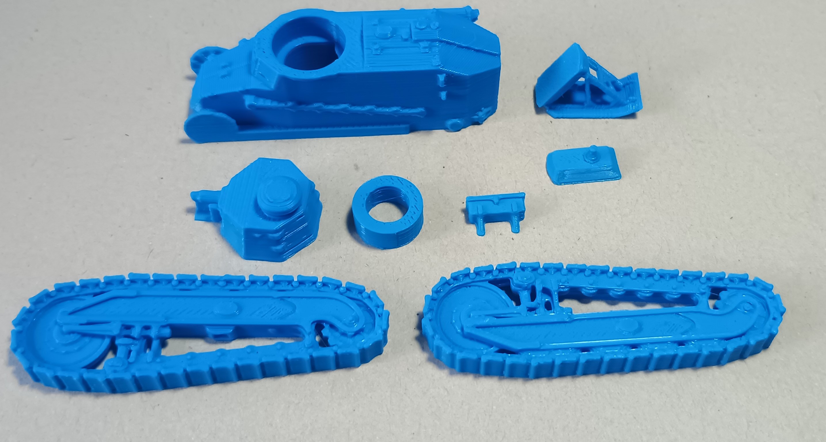 Czołg Renault FT17 z wieżą graniastą 1:72