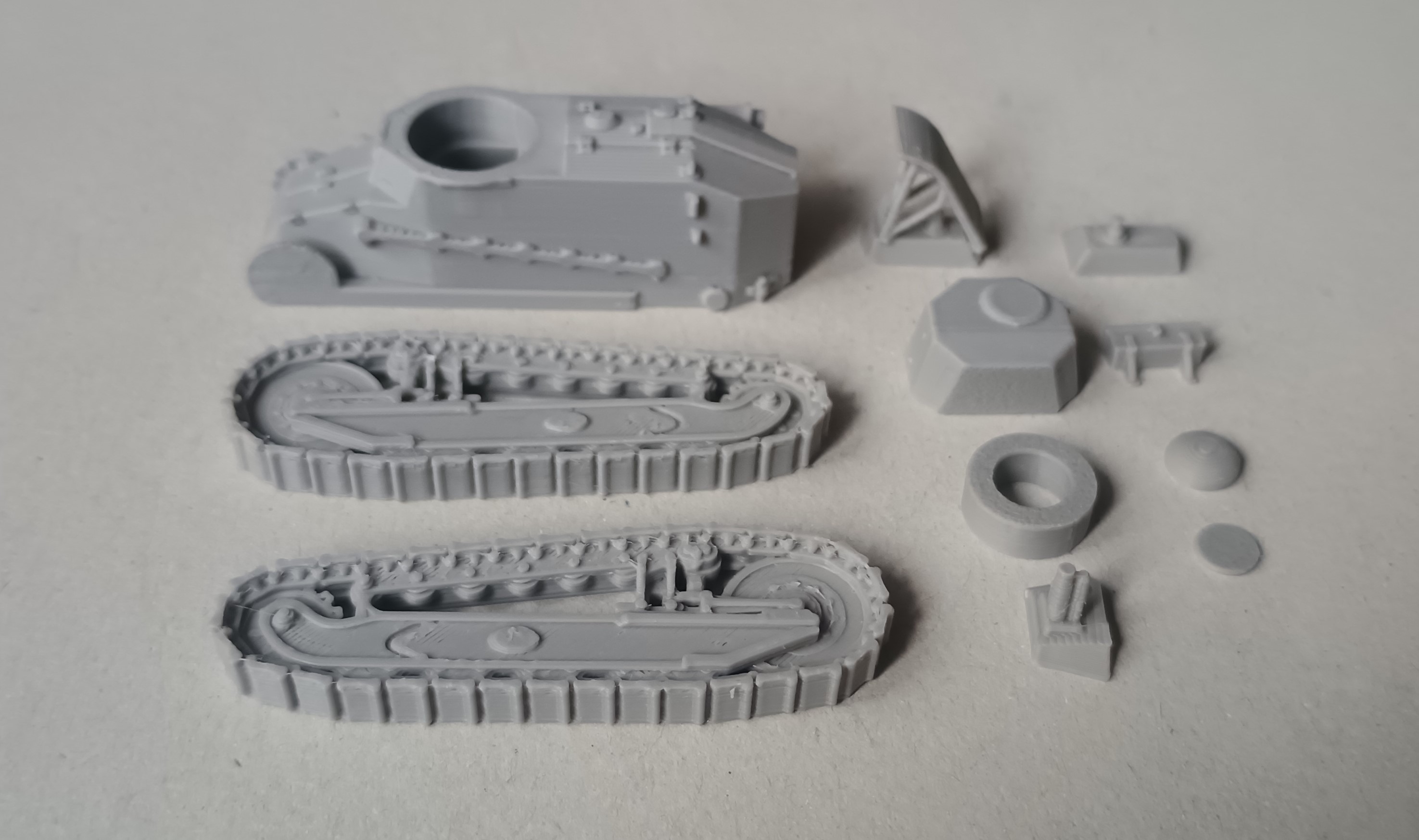 Czołg Renault FT17 z wieżą graniastą 1:72