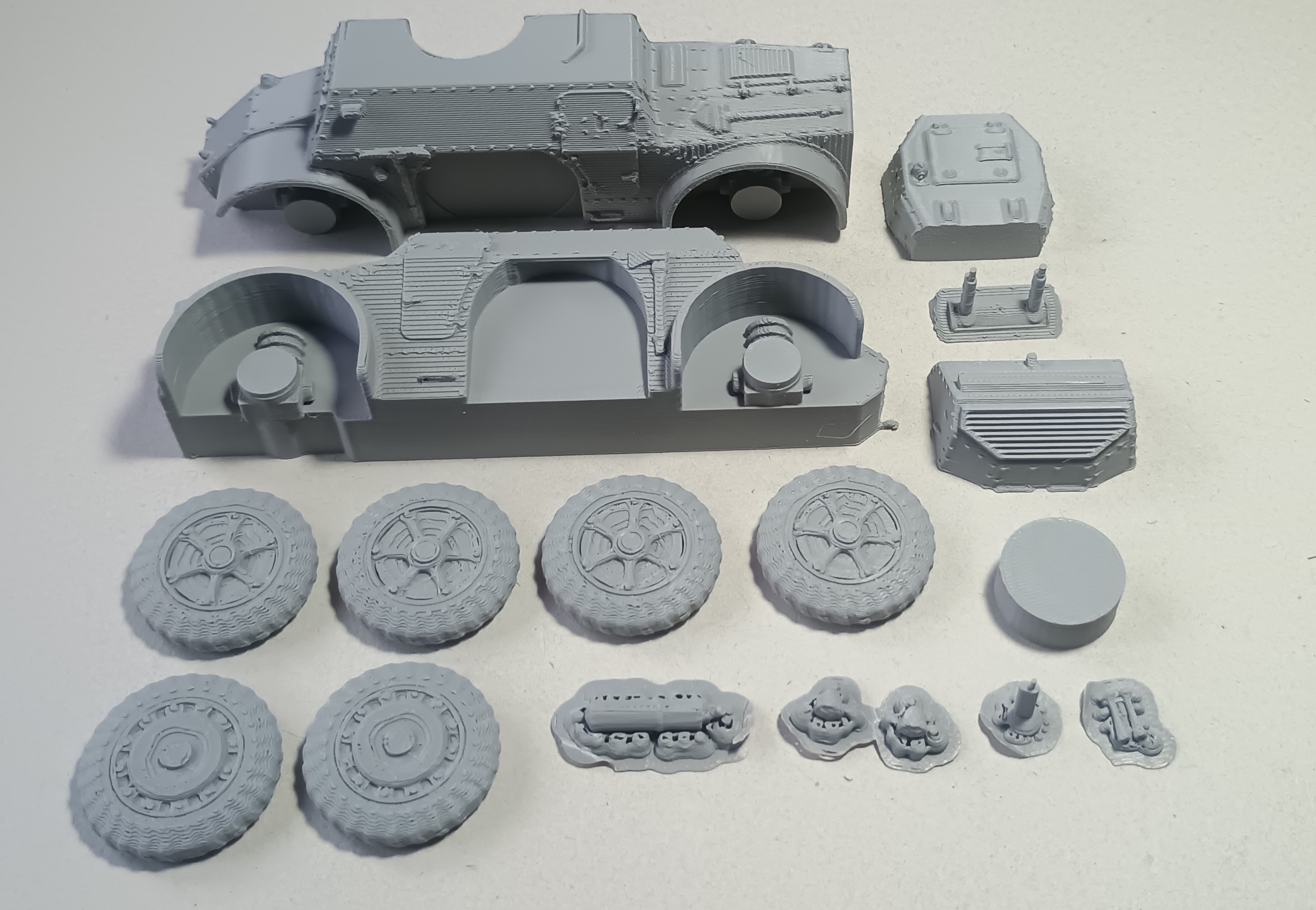 Samochód pancerny Autoblindo 40 (AB 40) 1:35